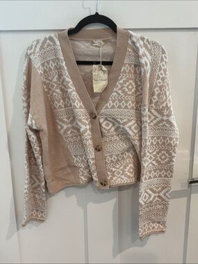 Hem & Thread Beige and White Patterned V-Neck Cardigan NWT